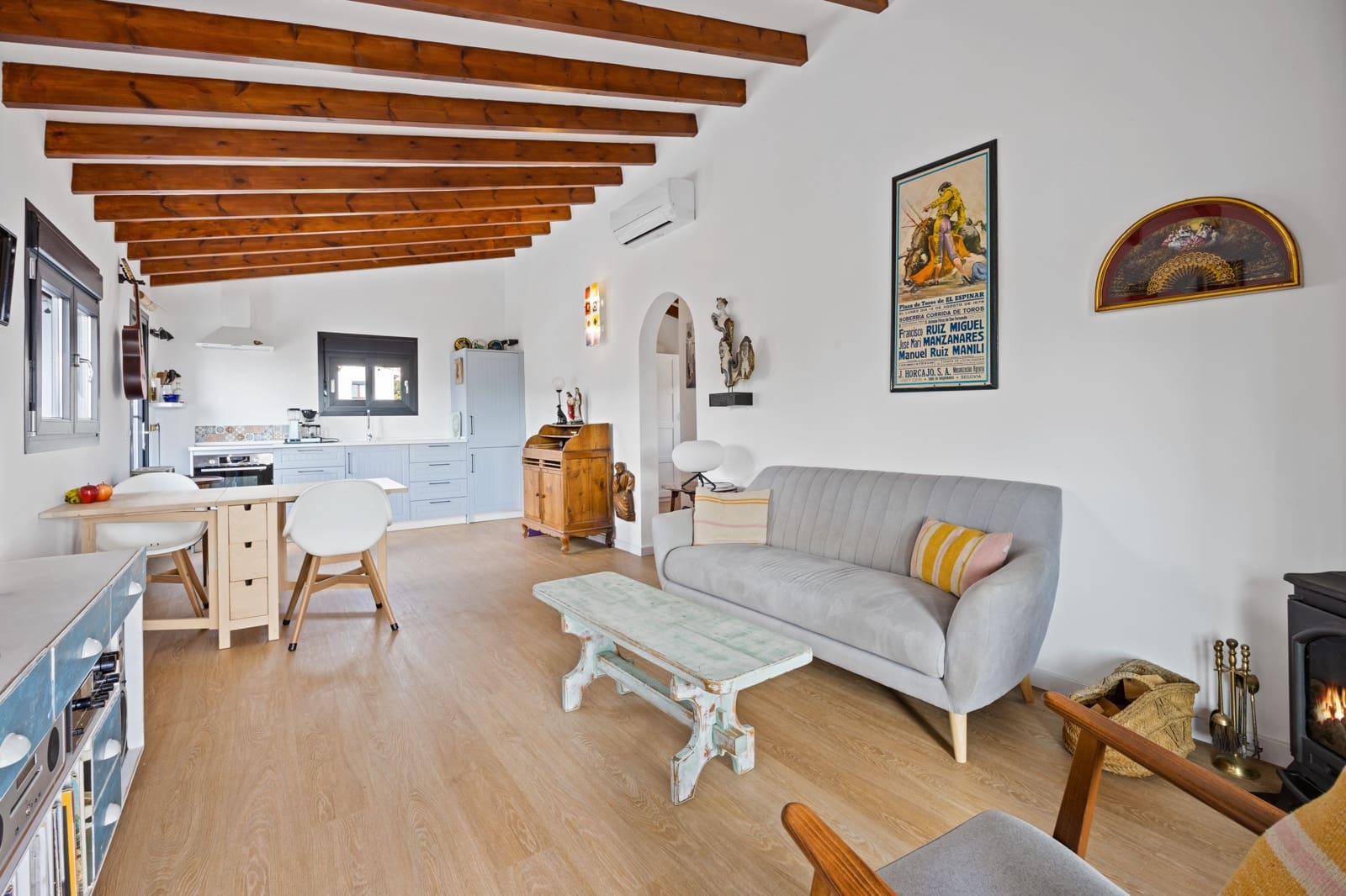 4 bedroom Villa for sale in Moraira - € 795,000 (Ref: 9457856)