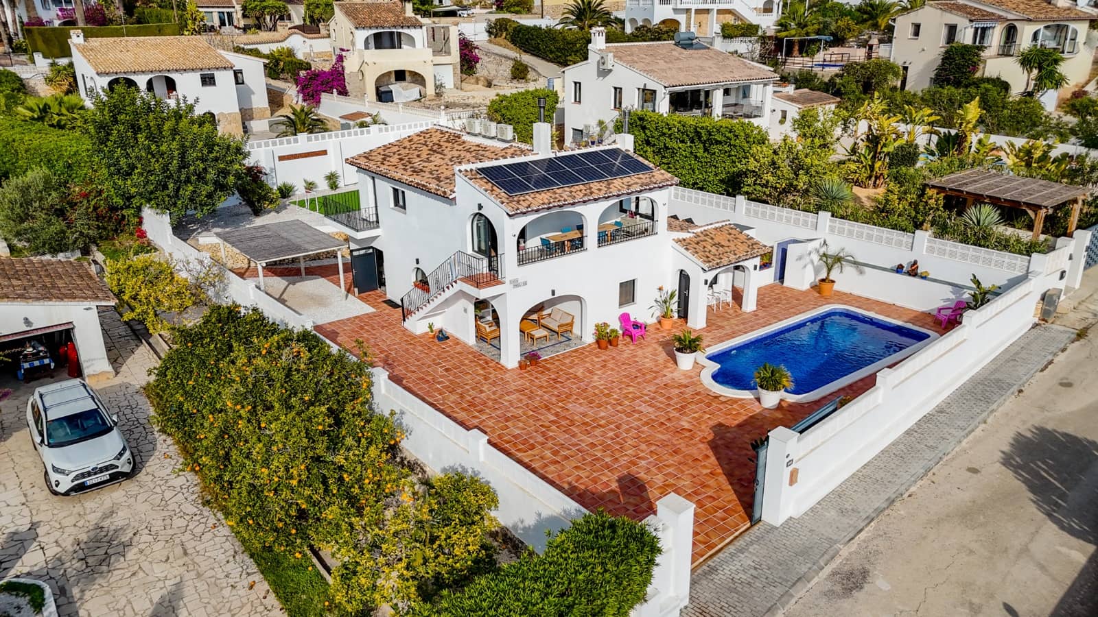 4 bedroom Villa for sale in Moraira - € 795,000 (Ref: 9457856)