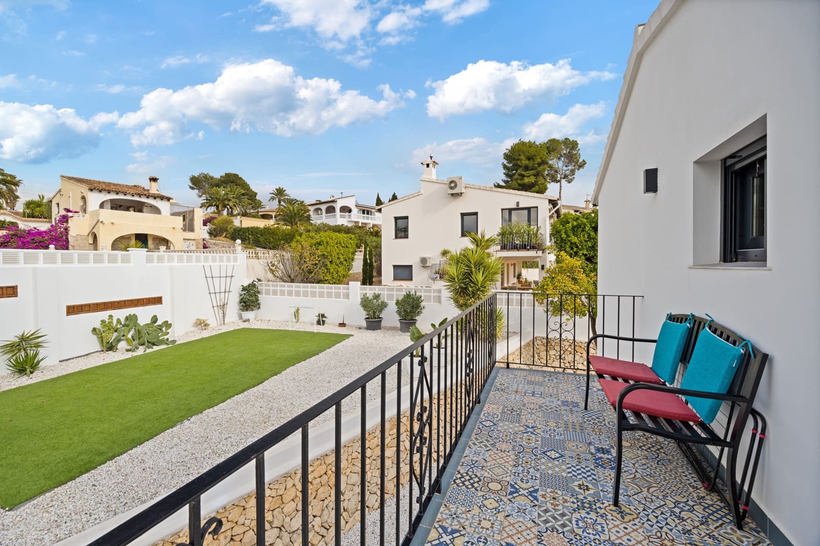 4 bedroom Villa for sale in Moraira - € 795,000 (Ref: 9457856)