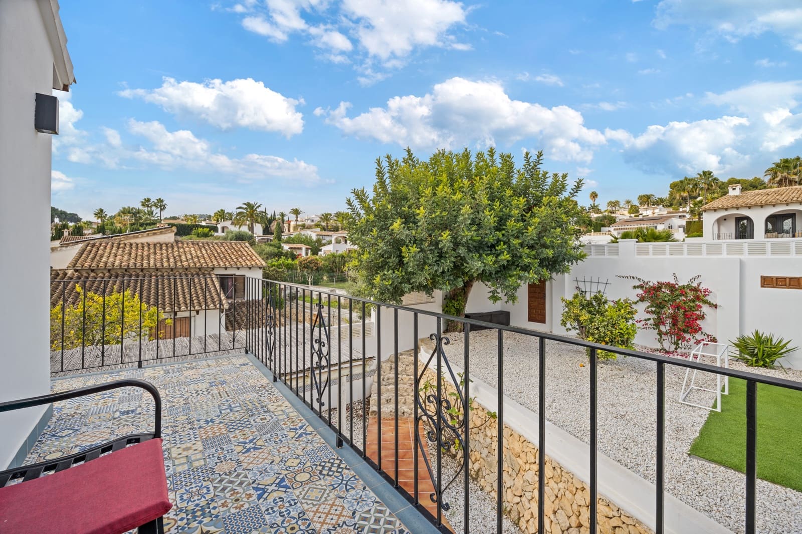 4 bedroom Villa for sale in Moraira - € 795,000 (Ref: 9457856)