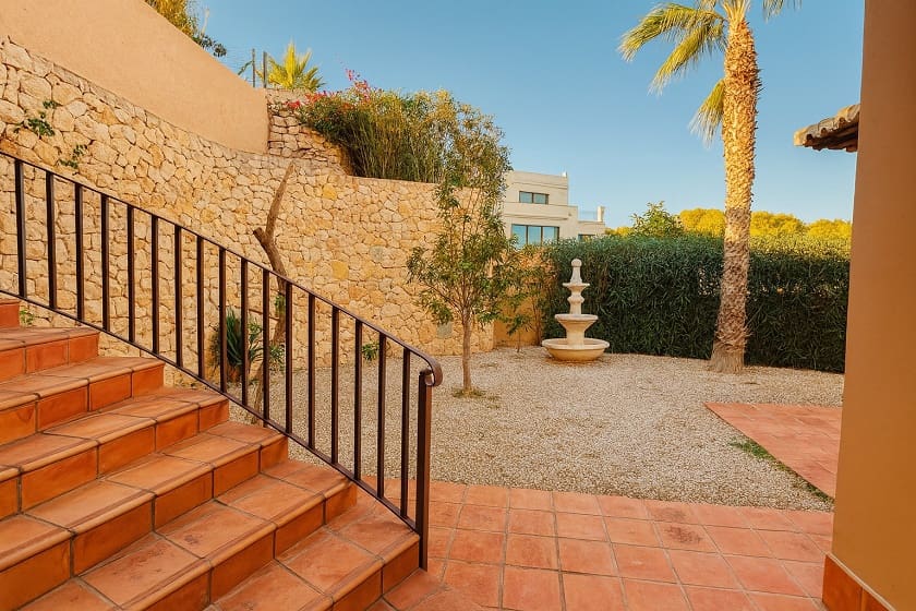 3 soveværelse Villa til salg i Benissa med garage - € 950.000 (Ref: 9467807)