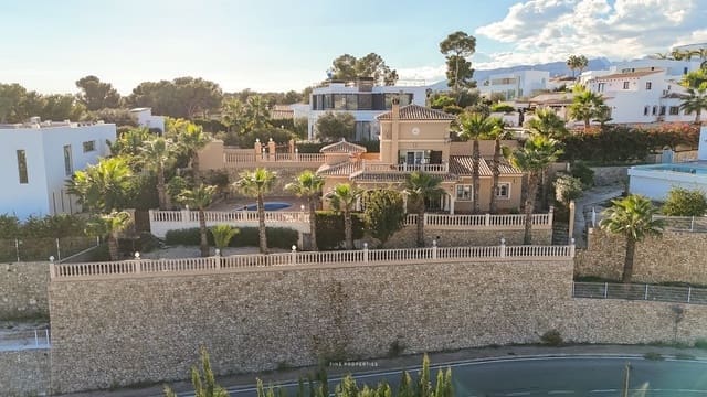 3 soveværelse Villa til salg i Benissa med garage - € 950.000 (Ref: 9467807)