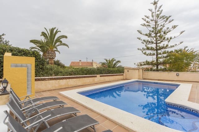4 Zimmer Villa zu verkaufen in Canuta, Calpe / Calp mit Pool Garage - 575.000 € (Ref: 9470004)