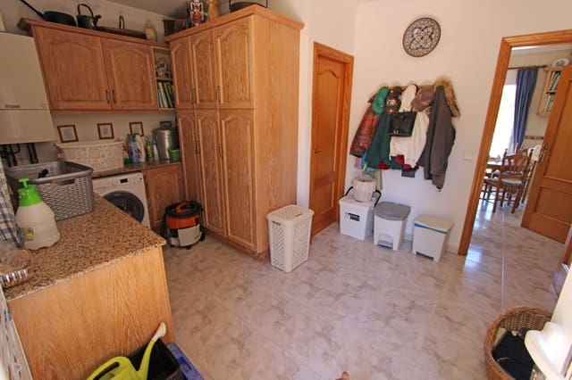 Chalet de 3 habitaciones en Orba en venta con piscina garaje - 600.000 € (Ref: 9473469)