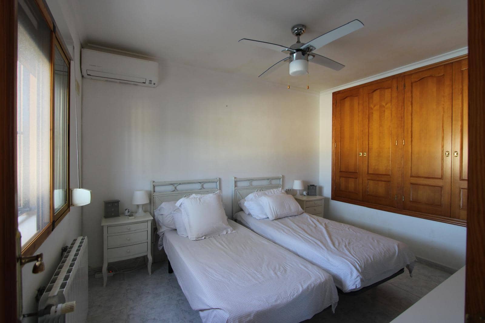 3 quarto Moradia para venda em Orba com piscina garagem - 525 000 € (Ref: 9473472)