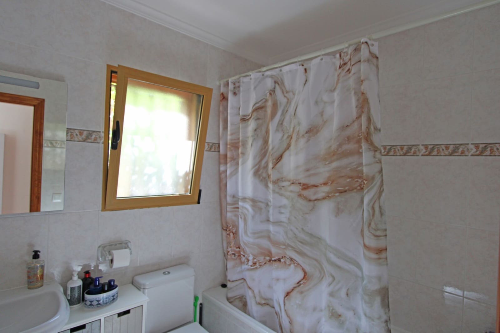 3 quarto Moradia para venda em Orba com piscina garagem - 525 000 € (Ref: 9473472)