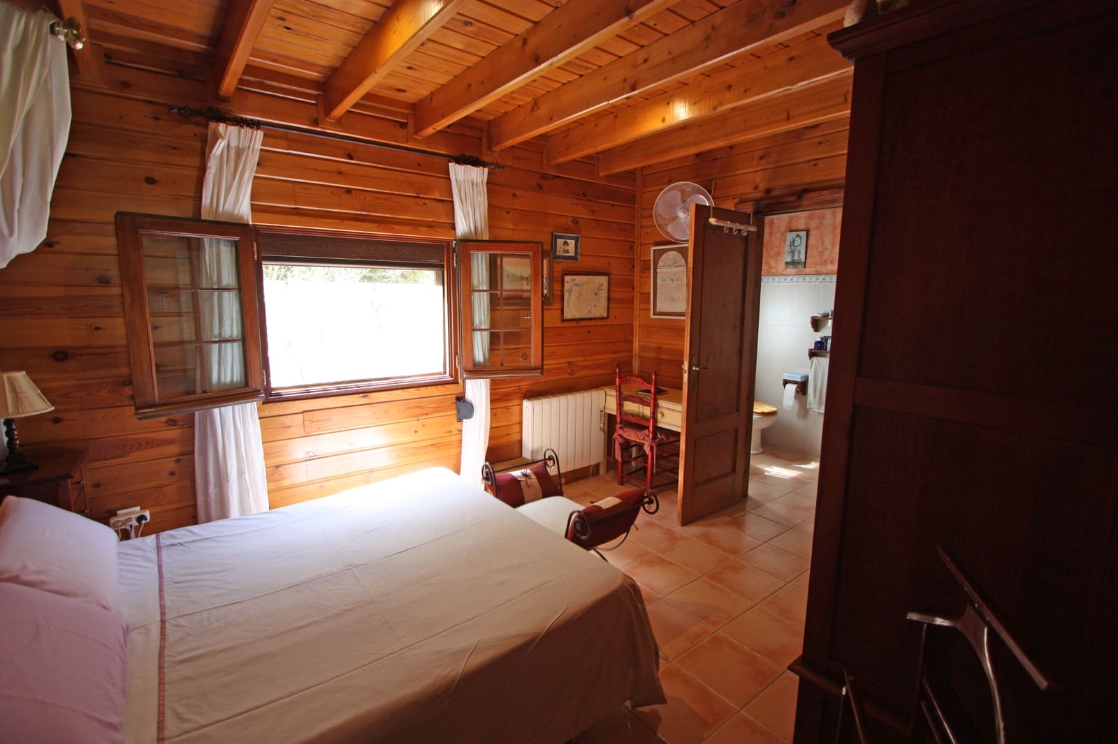 Chalet de 3 habitaciones en Orba en venta con piscina garaje - 899.000 € (Ref: 9473478)