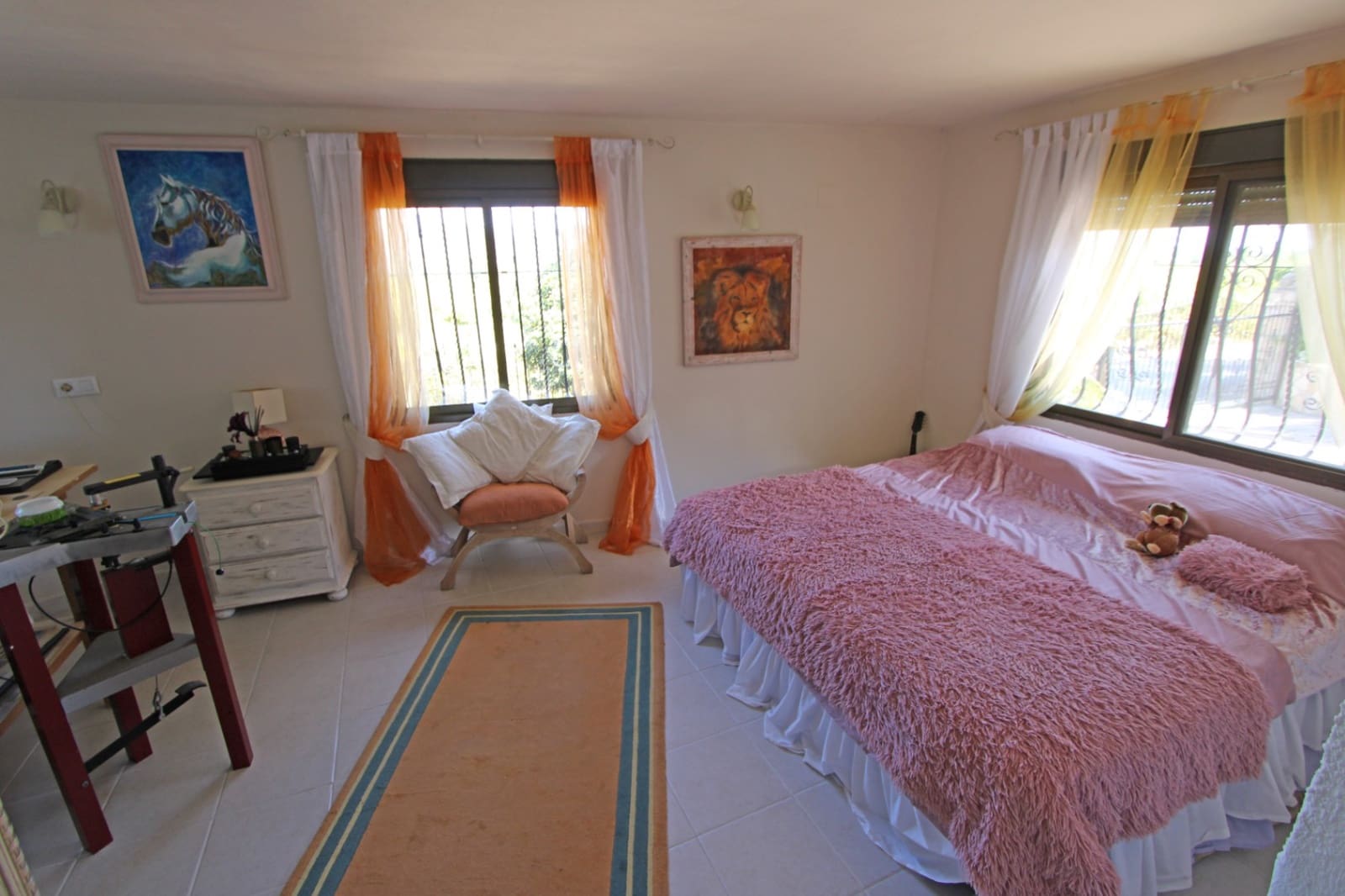 4 Zimmer Villa zu verkaufen in Orba mit Pool - 599.000 € (Ref: 9473482)