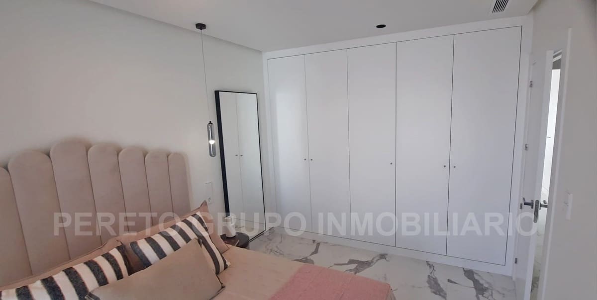 Chalet de 3 habitaciones en Dénia en venta con piscina - 675.000 € (Ref: 9473490)
