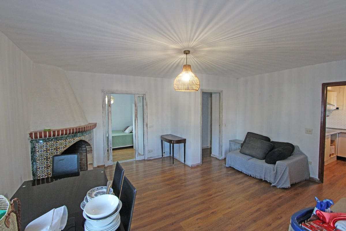 Chalet de 2 habitaciones en Dénia en venta con garaje - 500.000 € (Ref: 9473491)