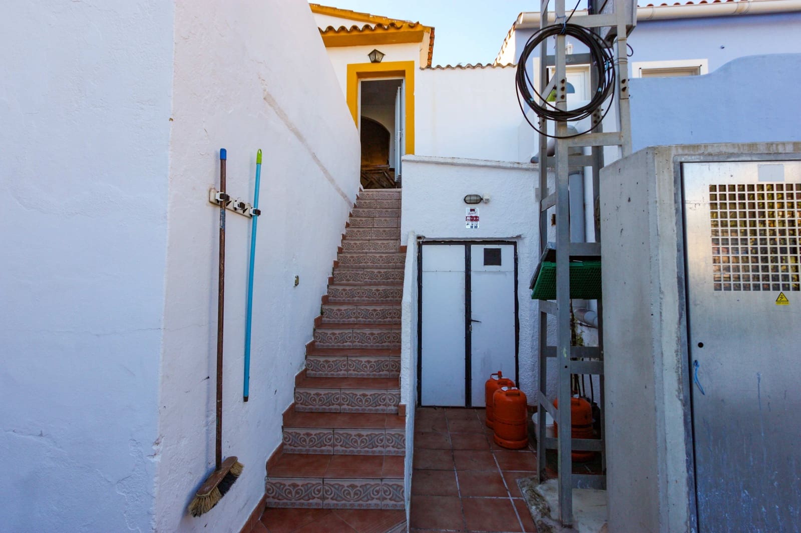 4 soveværelse Erhverv til salg i Orba - € 575.000 (Ref: 9473498)