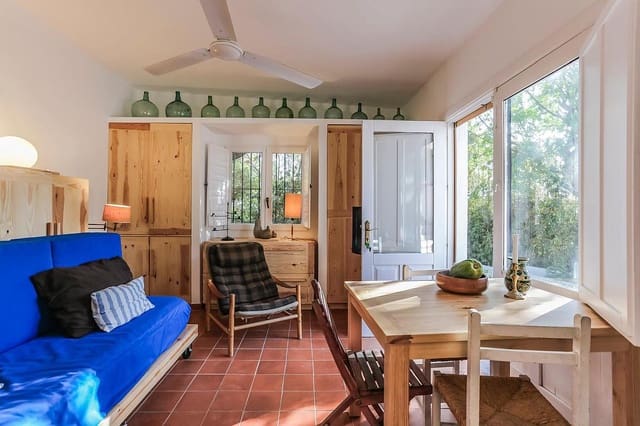 3 slaapkamer Villa te koop in Zona Calvario, Estepona met zwembad - € 945.000 (Ref: 9478919)