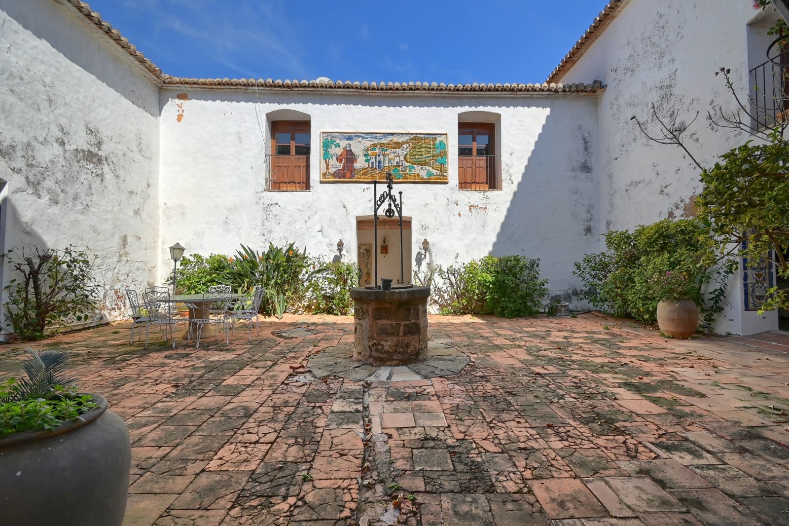 5 sovrum Hotell till salu i Denia med garage - 2 300 000 € (Ref: 9481890)