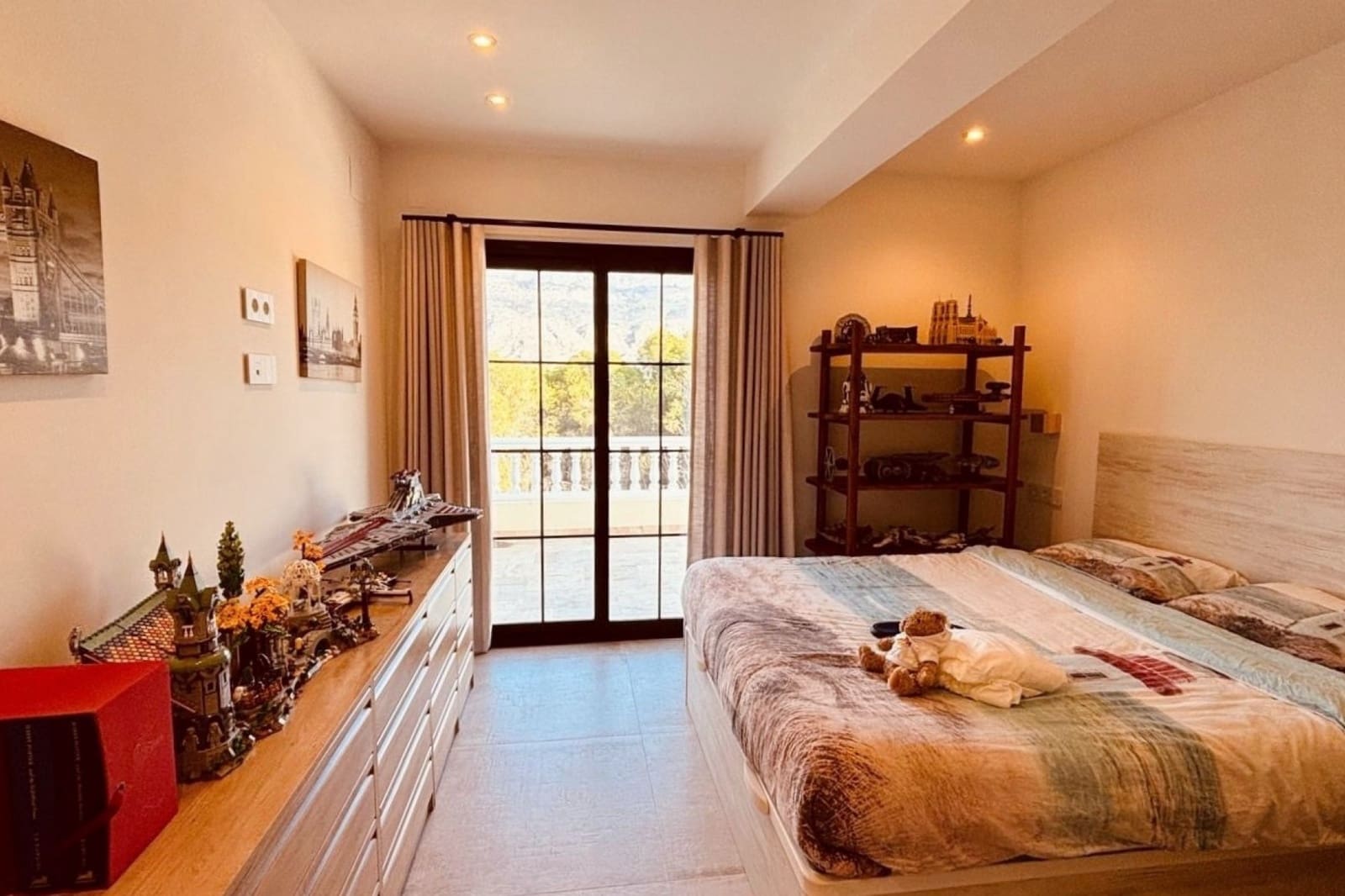 5 bedroom Villa for sale in Altea with garage - € 2,500,000 (Ref: 9494664)