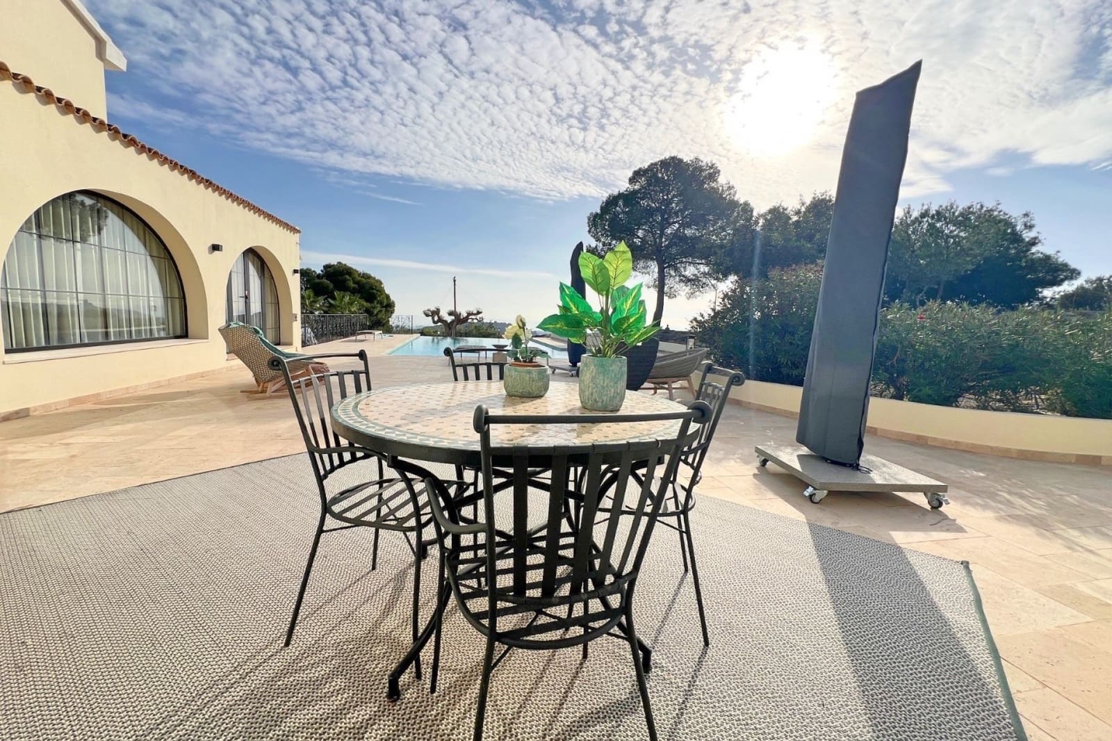 5 bedroom Villa for sale in Altea with garage - € 2,500,000 (Ref: 9494664)