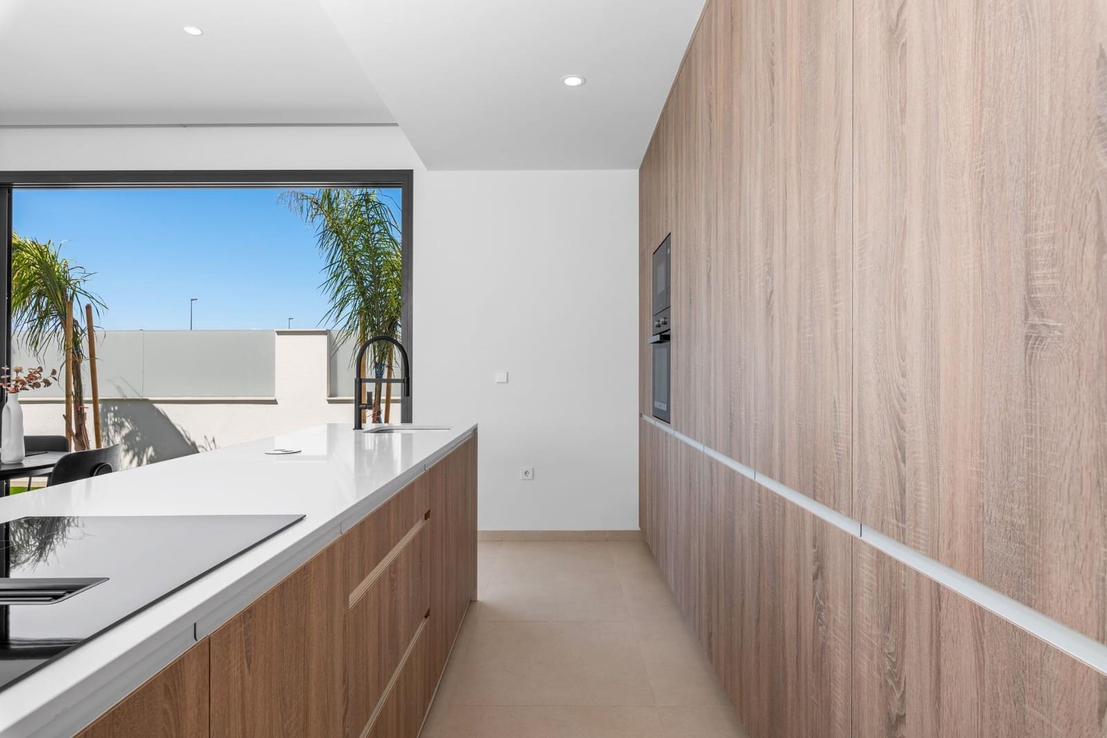 3 soveværelse Villa til salg i Los Alcazares med swimmingpool garage - € 689.900 (Ref: 9497213)