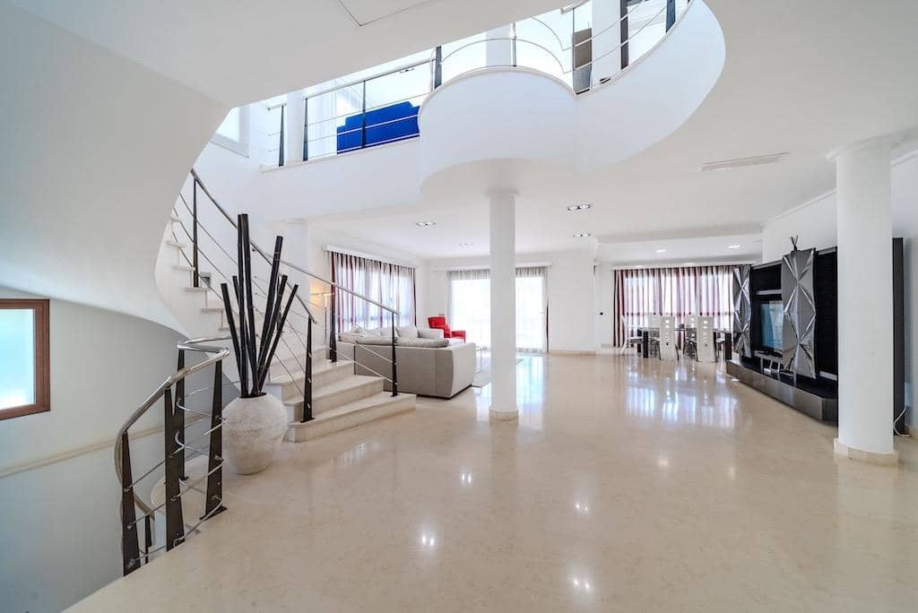 5 Zimmer Villa zu verkaufen in Cabo Roig mit Pool - 1.995.000 € (Ref: 9499174)