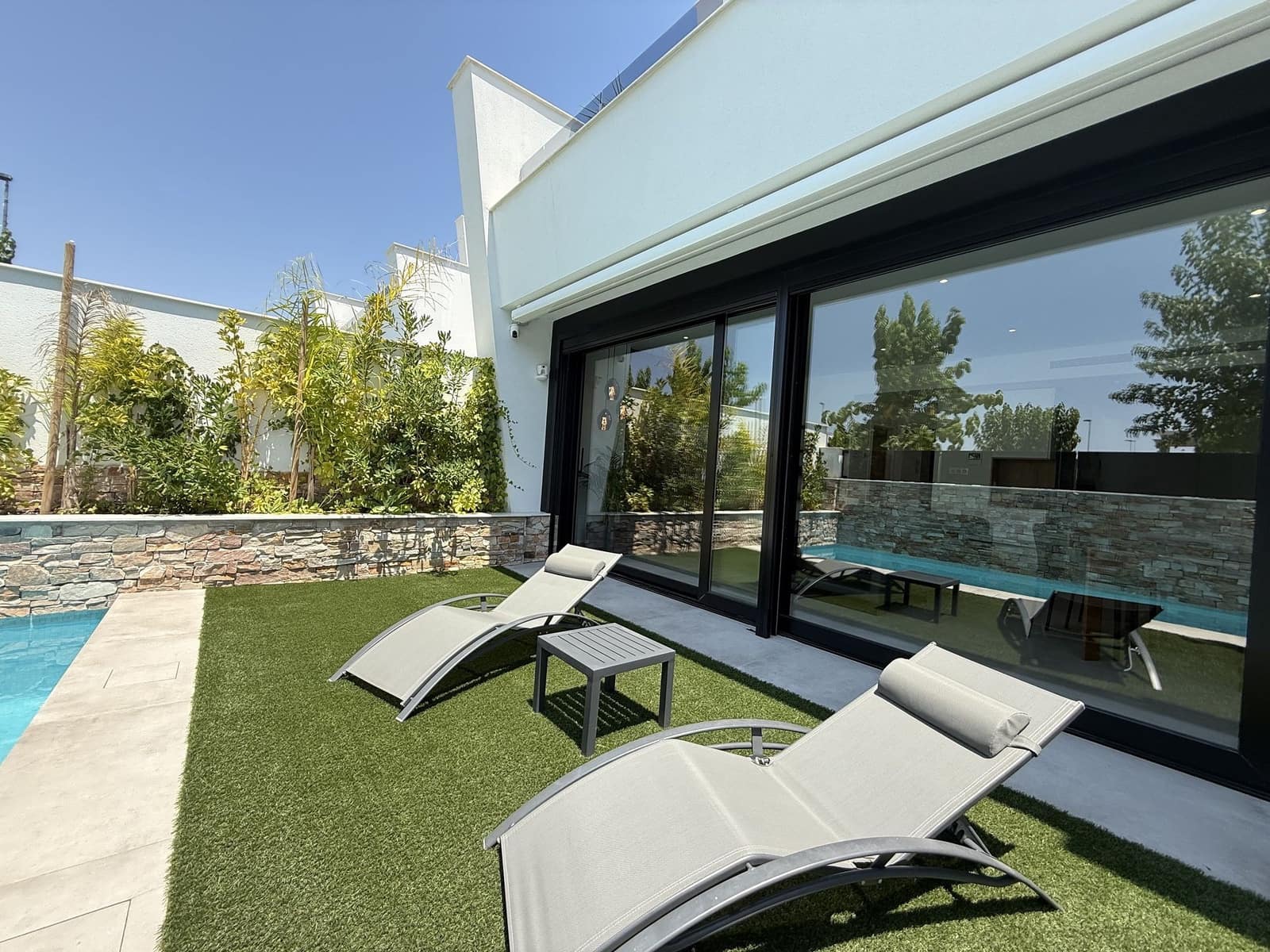 4 bedroom Villa for sale in Santiago de la Ribera - € 725,000 (Ref: 9499181)