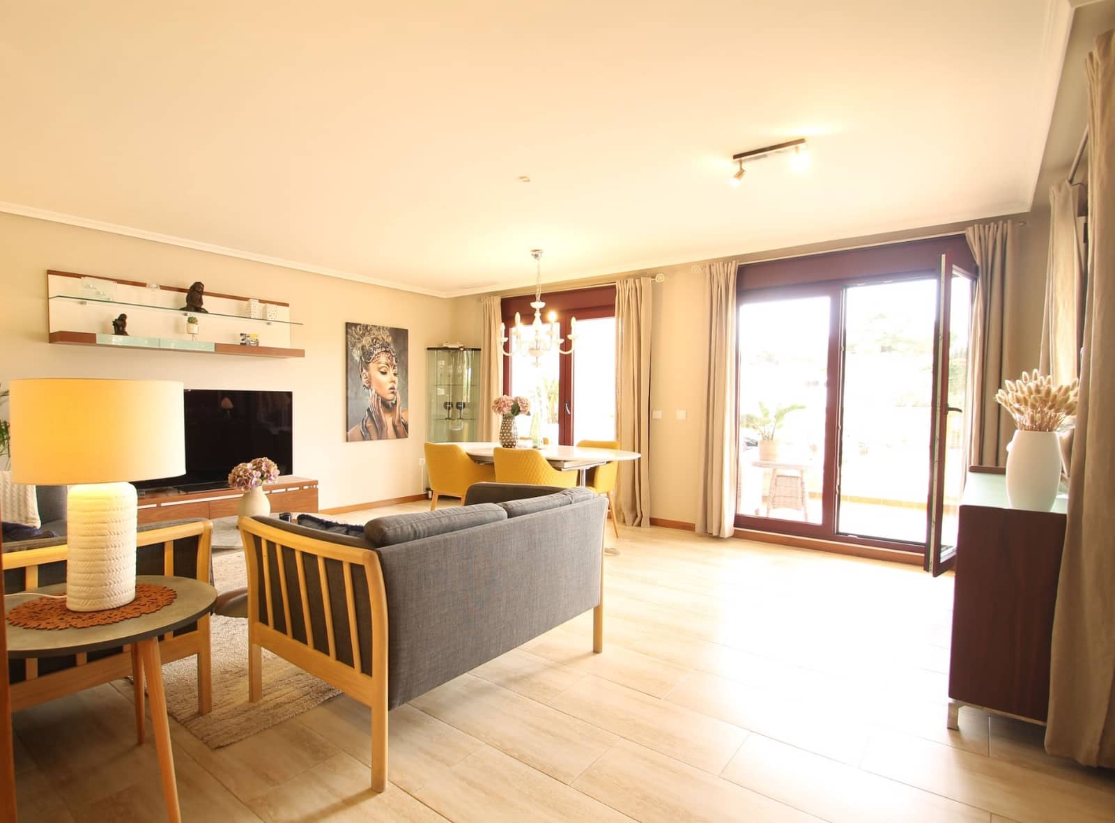 6 bedroom Villa for sale in Torrevieja - € 699,000 (Ref: 9499182)