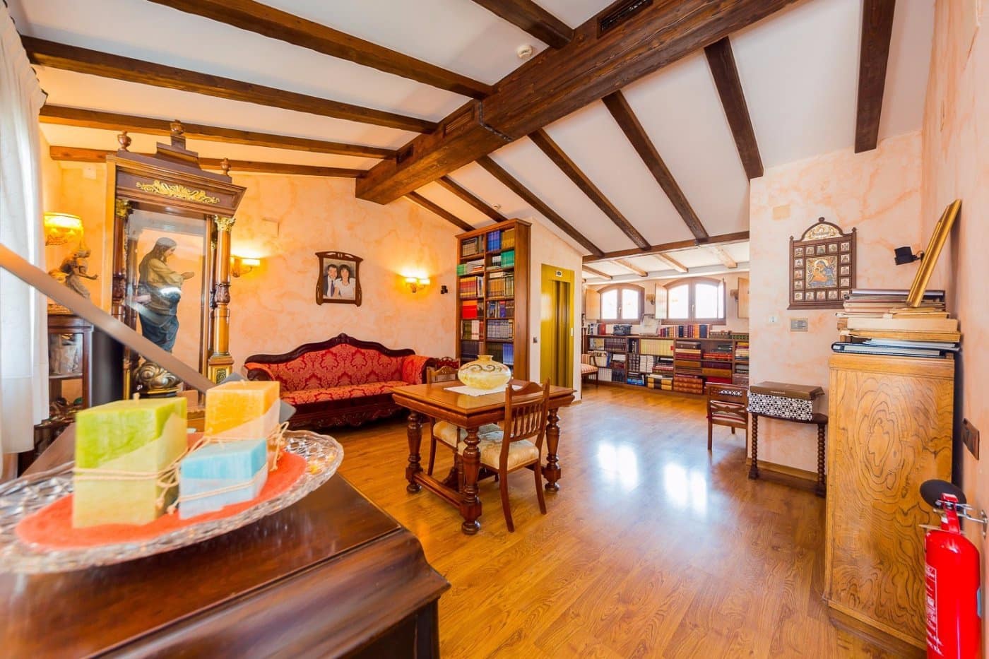 5 slaapkamer Commercieel te koop in Torrevieja - € 1.080.000 (Ref: 9499189)