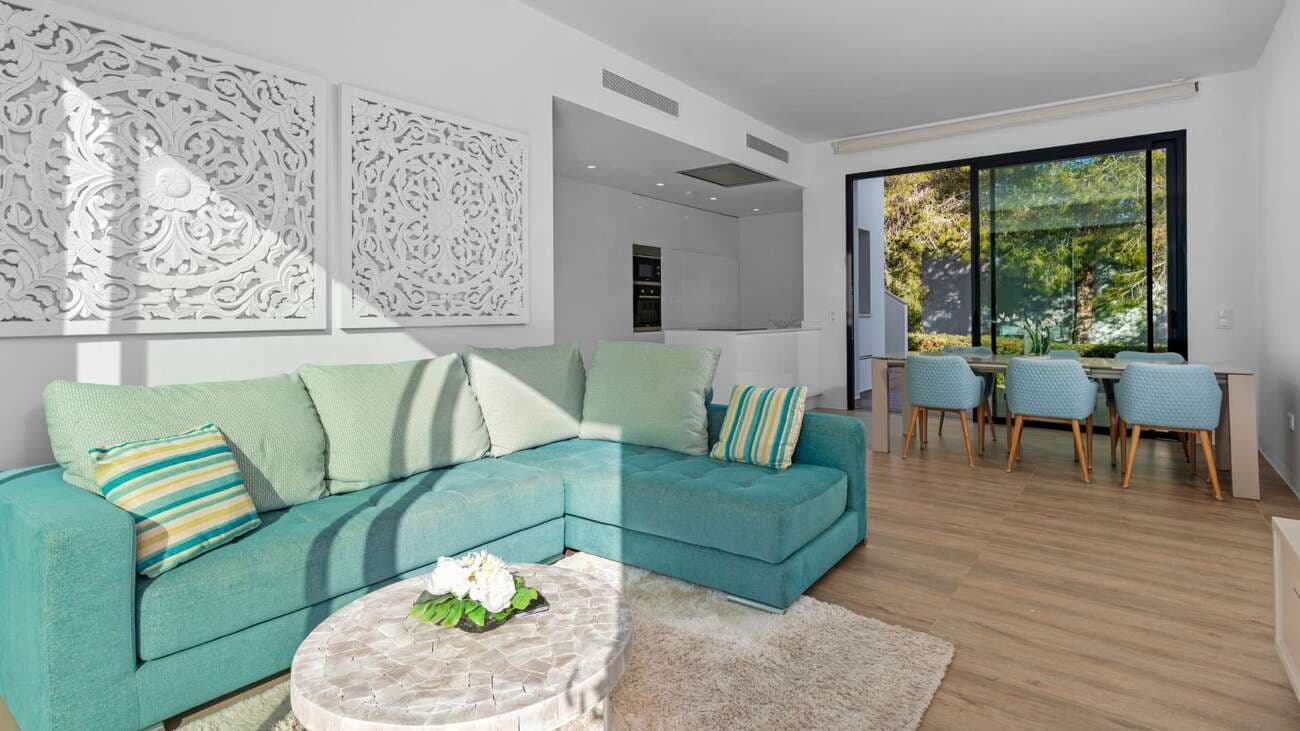 3 bedroom Villa for sale in Orihuela Costa with pool garage - € 819,000 (Ref: 9499193)