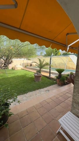 4 sovrum Villa till salu i Punta Prima, Orihuela med pool - 735 000 € (Ref: 9499202)