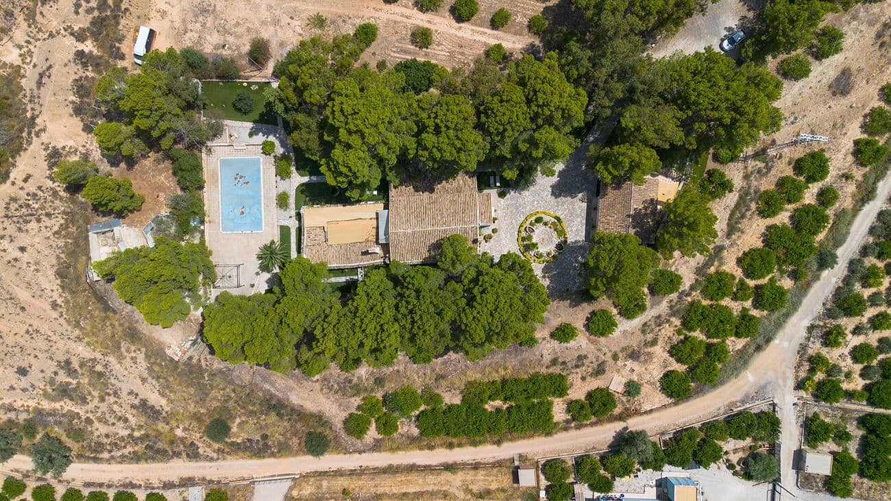 6 bedroom Villa for sale in Cehegin with pool - € 550,000 (Ref: 9499203)