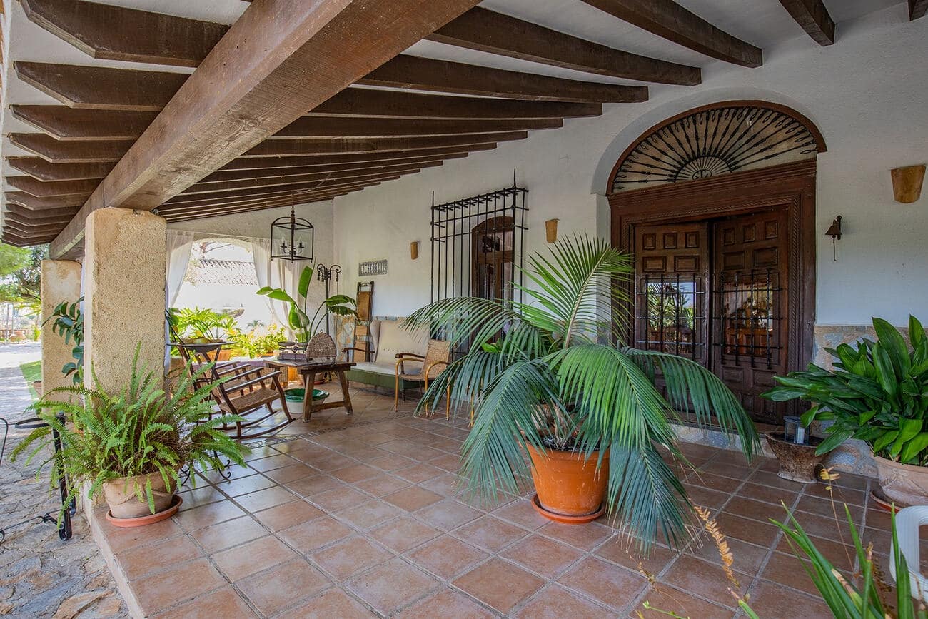 6 bedroom Villa for sale in Cehegin with pool - € 550,000 (Ref: 9499203)