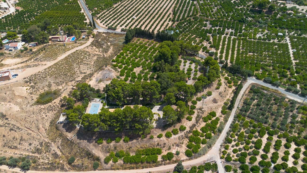 6 bedroom Villa for sale in Cehegin with pool - € 550,000 (Ref: 9499203)