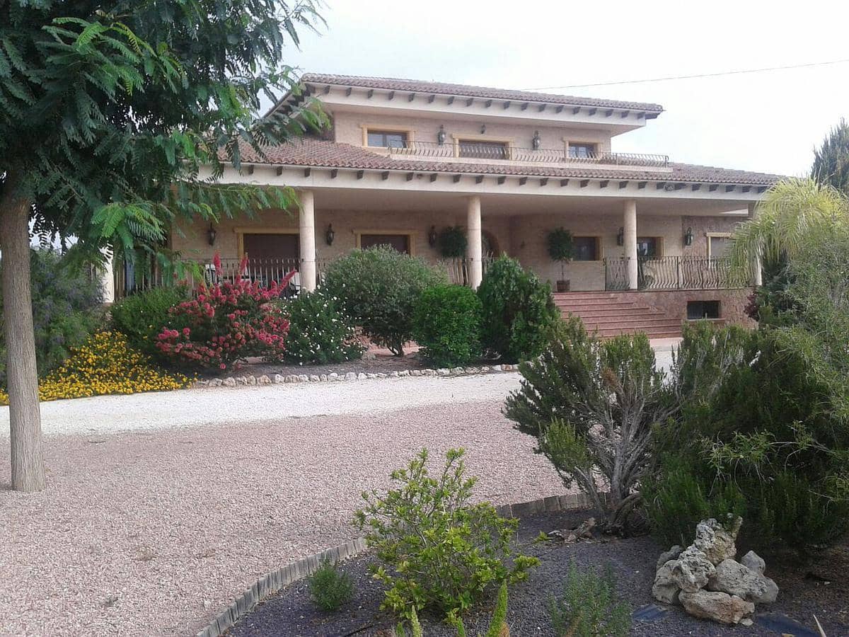 7 bedroom Villa for sale in Callosa de Segura - € 675,000 (Ref: 9499204)