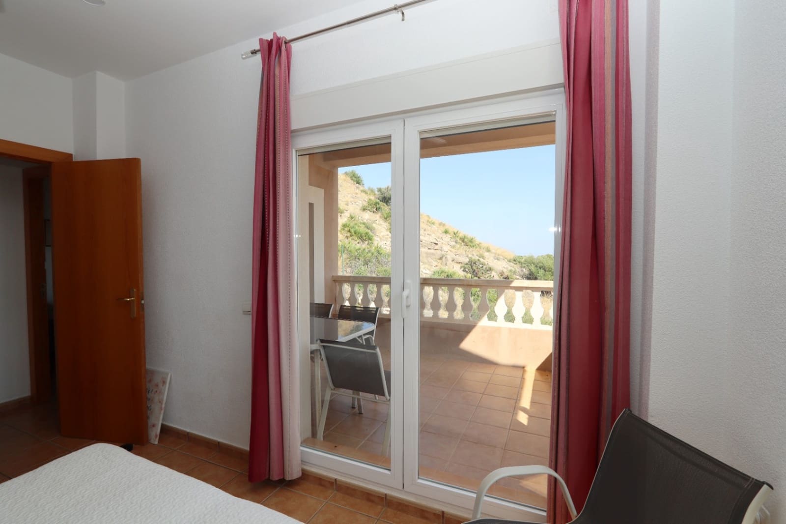 3 bedroom Villa for sale in Altea with garage - € 775,000 (Ref: 9499205)