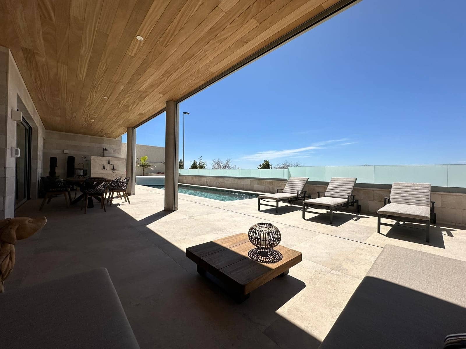 4 bedroom Villa for sale in Benijofar with pool garage - € 1,495,000 (Ref: 9499222)