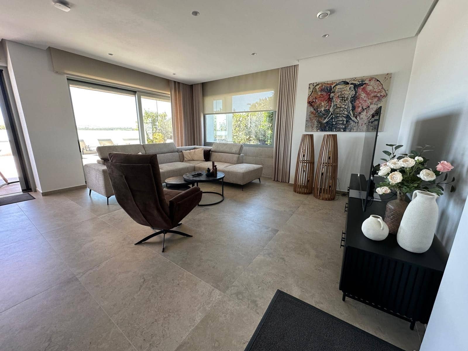 4 bedroom Villa for sale in Benijofar with pool garage - € 1,495,000 (Ref: 9499222)