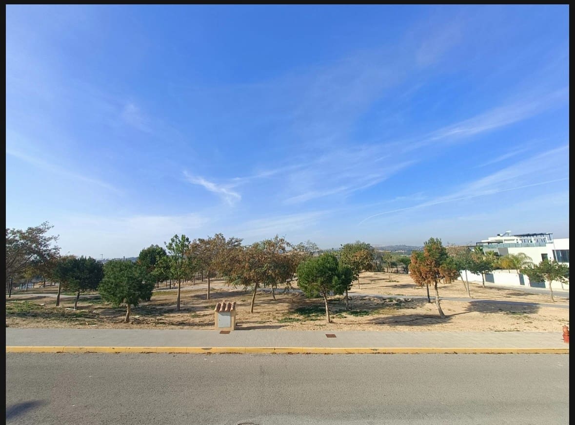 4 bedroom Villa for sale in Benijofar with pool garage - € 1,495,000 (Ref: 9499222)