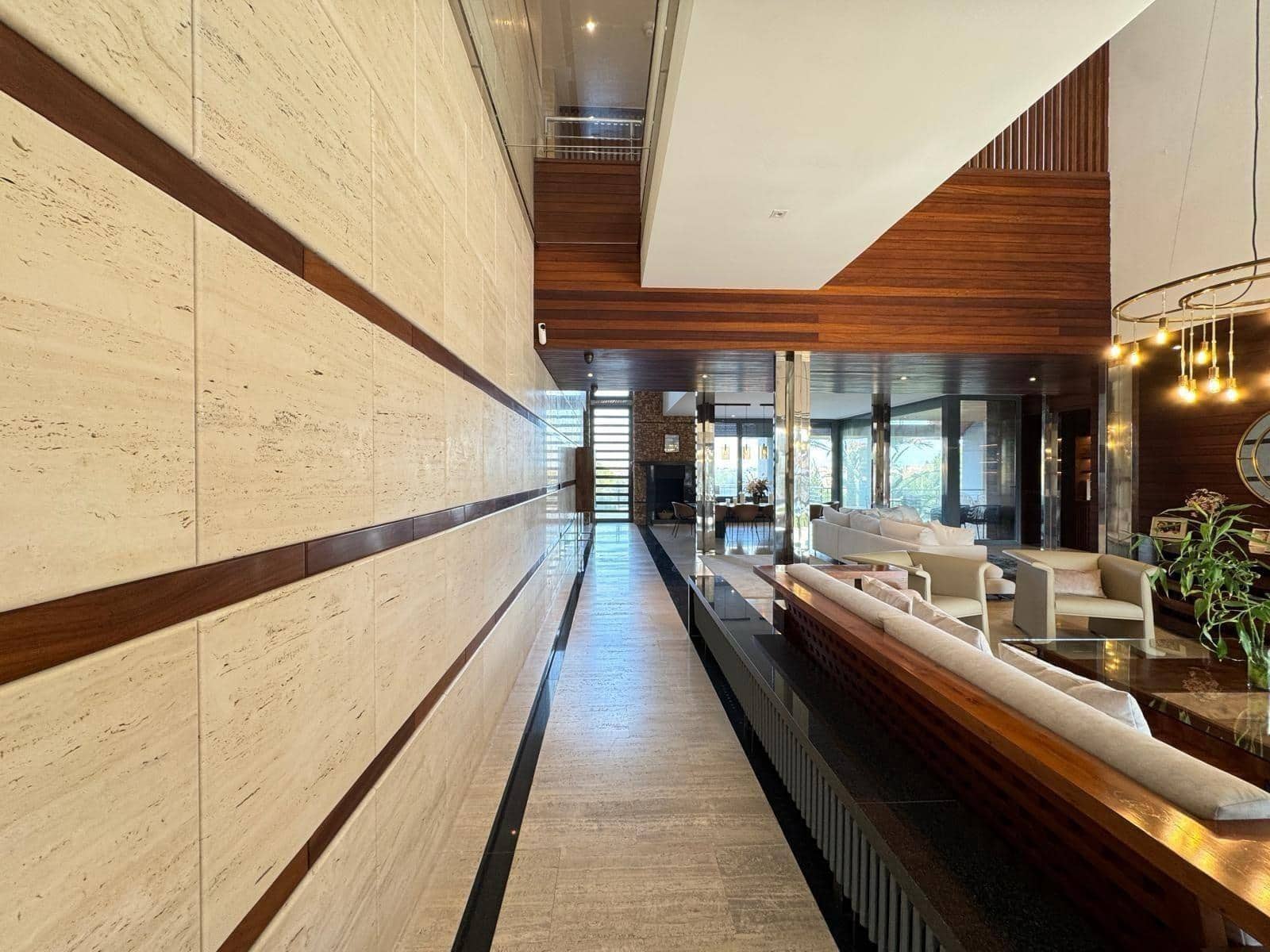 7 bedroom Villa for sale in Orihuela Costa with garage - € 3,950,000 (Ref: 9499232)