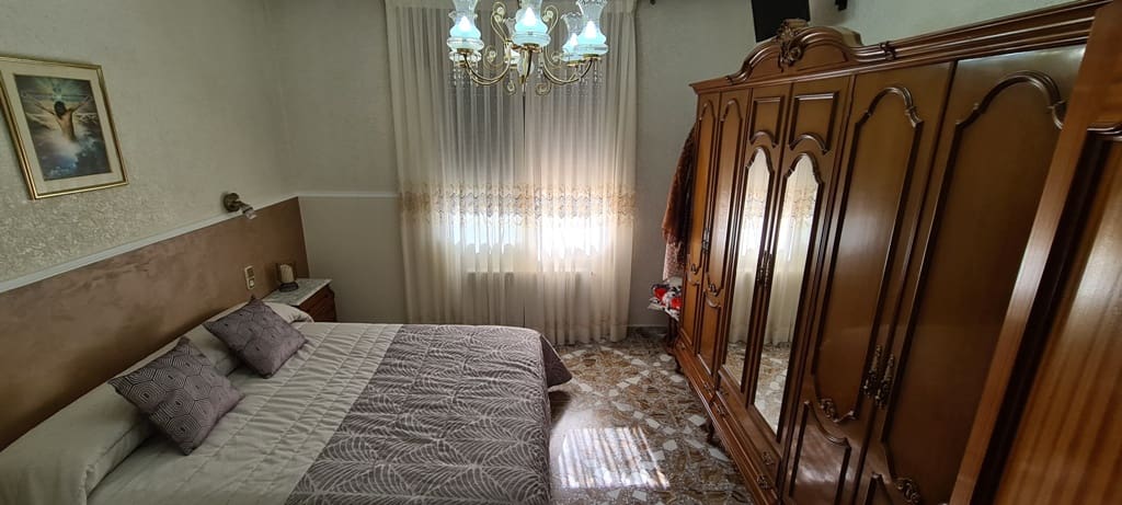 Chalet de 3 habitaciones en Orihuela en venta con piscina garaje - 1.150.000 € (Ref: 9499252)