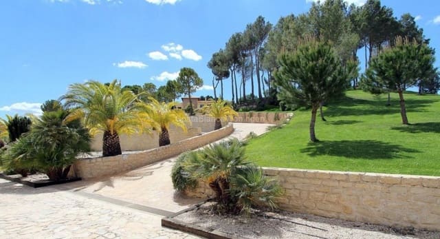 6 bedroom Villa for sale in Penàguila with pool garage - € 2,500,000 (Ref: 9499254)