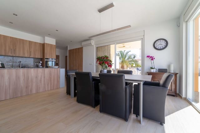 4 soveværelse Villa til salg i Parque de las Naciones, Torrevieja - € 780.000 (Ref: 9499262)