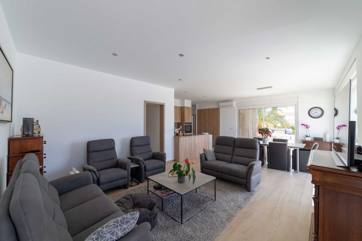 4 soveværelse Villa til salg i Torrevieja - € 780.000 (Ref: 9499262)