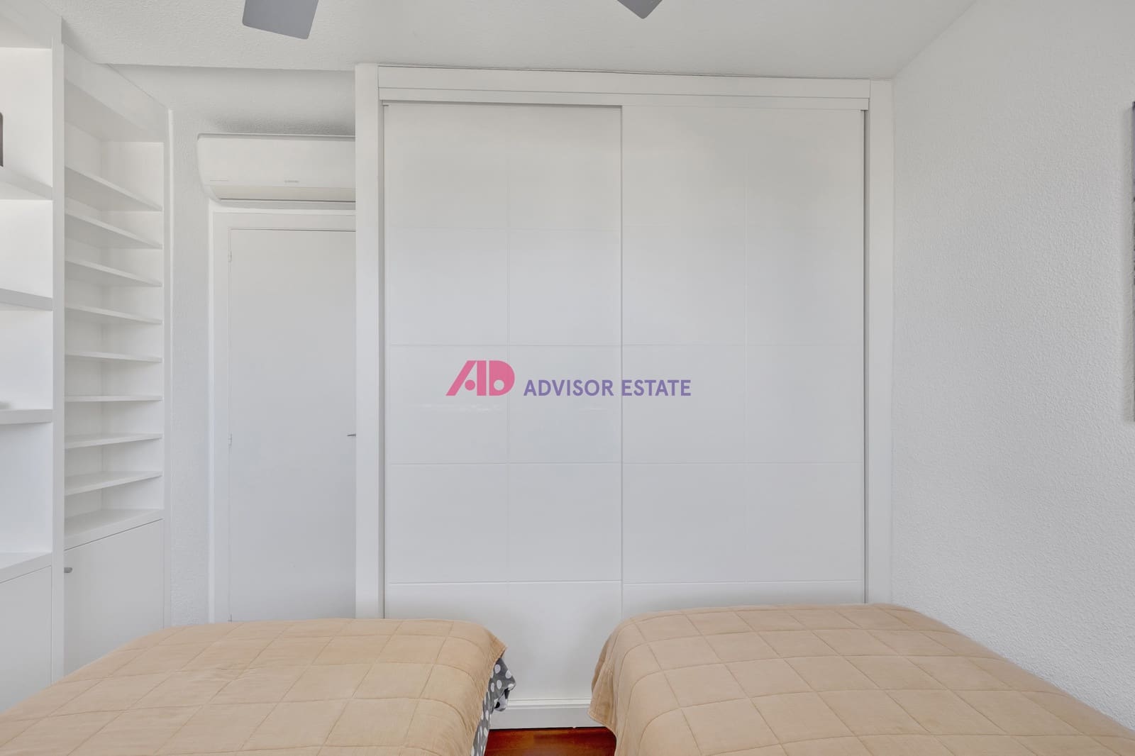 3 bedroom Penthouse for sale in San Juan de Alicante / Sant Joan d'Alacant with pool garage - € 749,000 (Ref: 9499265)