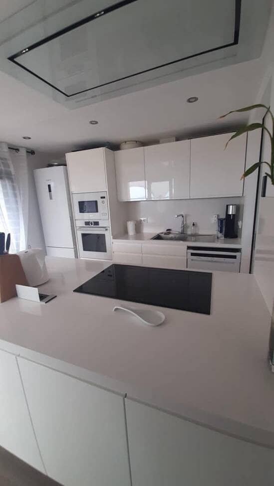 4 soveværelse Villa til salg i Calpe / Calp - € 580.000 (Ref: 9499277)