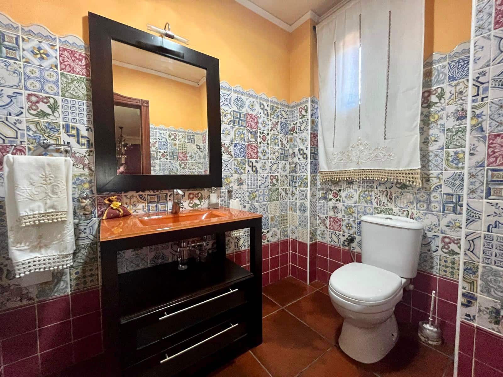 4 bedroom Villa for sale in Rojales with pool - € 780,000 (Ref: 9499283)