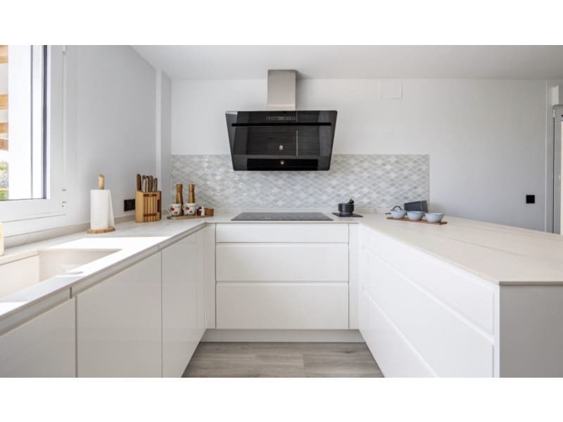 4 sypialnia Willa na sprzedaż w Alfaz del Pi / L'Alfas del Pi z garażem - 1 195 000 € (Ref: 9499286)