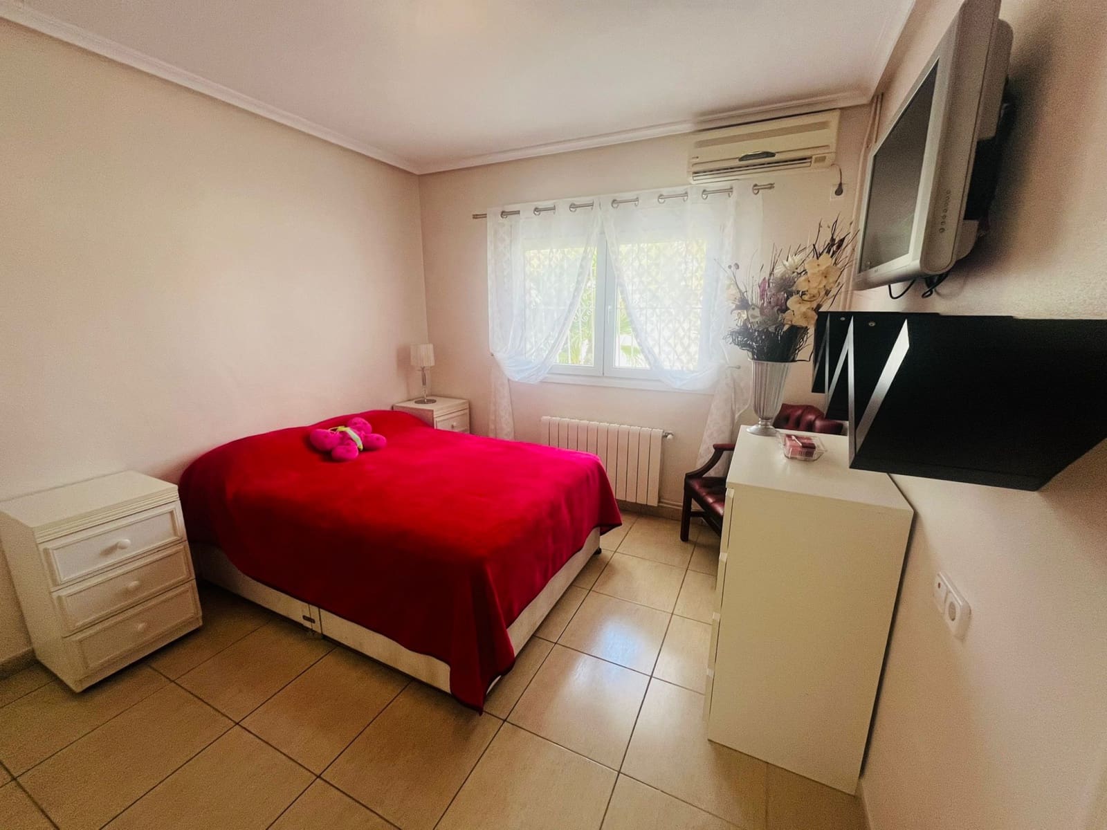 6 Zimmer Villa zu verkaufen in Gea y Truyols mit Pool Garage - 569.950 € (Ref: 9499288)