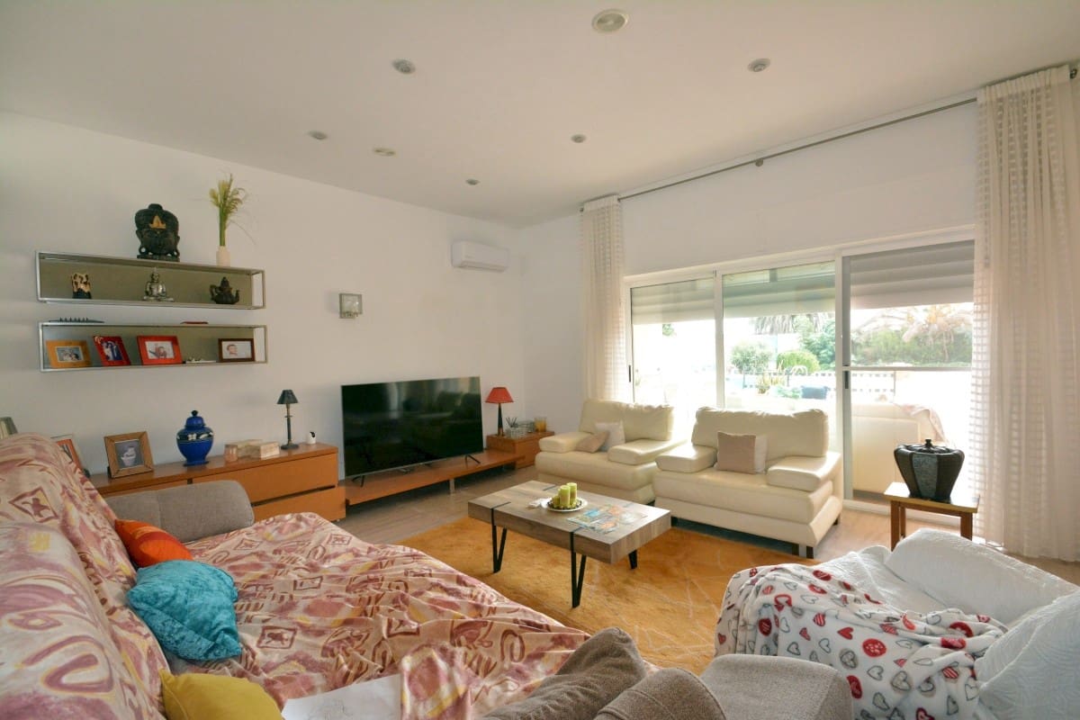 4 soverom Finca/Herregård til salgs i Almoradi med svømmebasseng garasje - € 900 000 (Ref: 9499291)