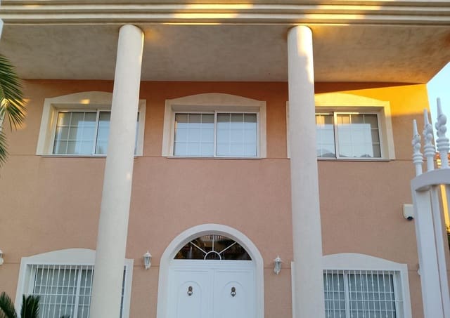 Chalet de 5 habitaciones en Bolnuevo, Mazarrón en venta con piscina - 2.088.450 € (Ref: 9499294)