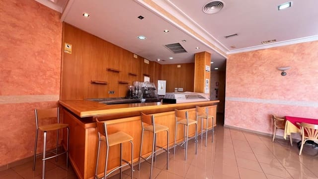 33 soveværelse Erhverv til salg i Los Montesinos - € 3.000.000 (Ref: 9499307)