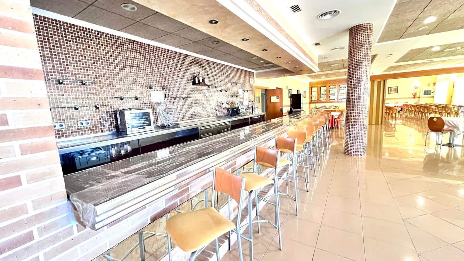 33 soveværelse Erhverv til salg i Los Montesinos - € 3.000.000 (Ref: 9499307)