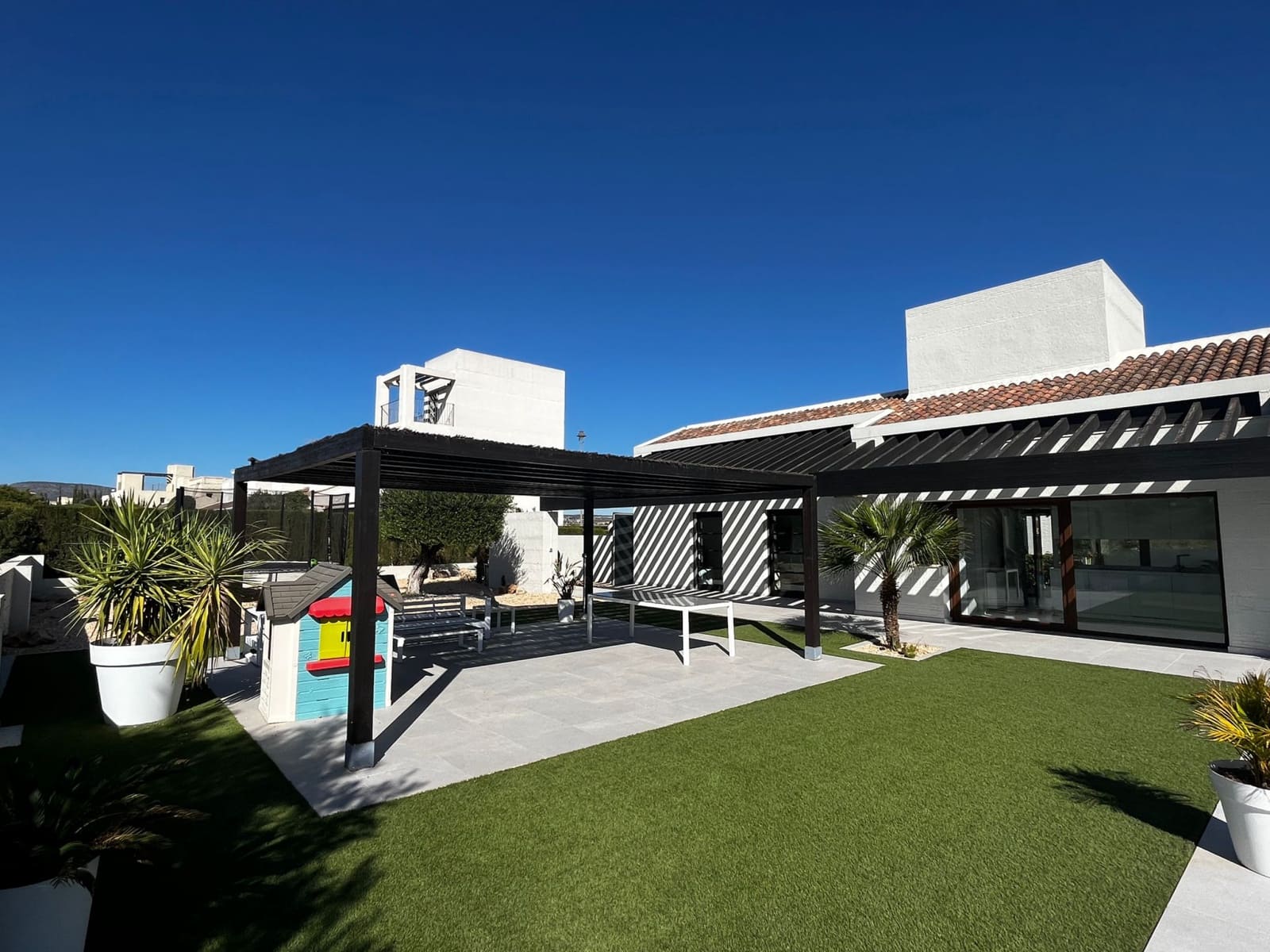 4 camera da letto Villa in vendita in La Peraleja Golf Resort con garage - 995.000 € (Rif: 9499310)