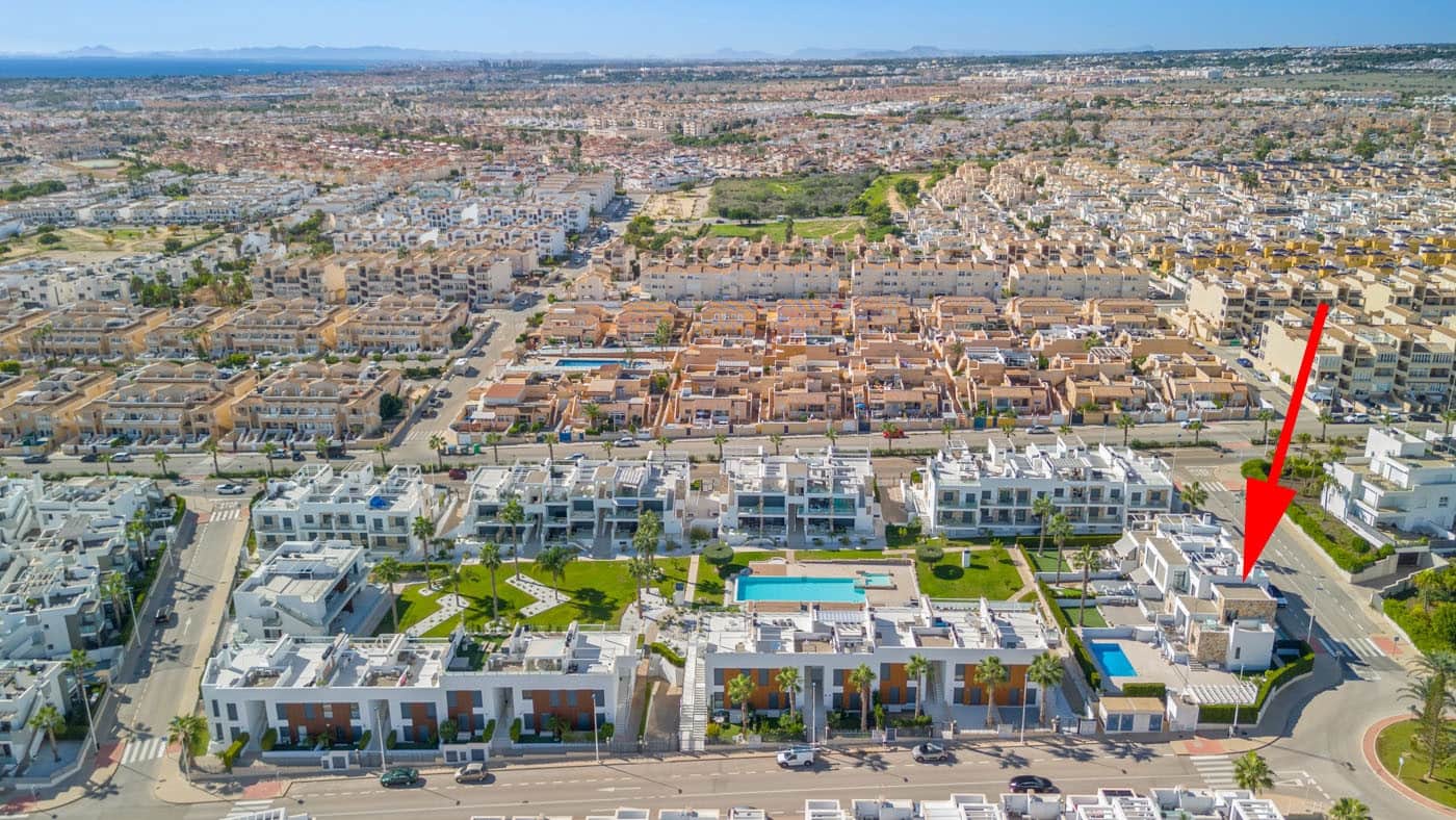 3 soveværelse Bungalow til salg i Torrevieja - € 569.000 (Ref: 9499314)